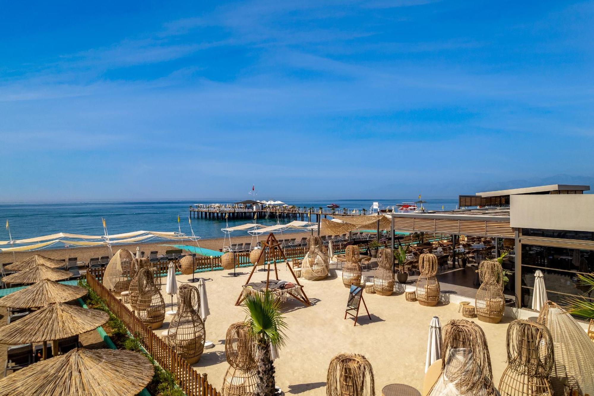 Delphin Be Grand Resort Анталия Екстериор снимка