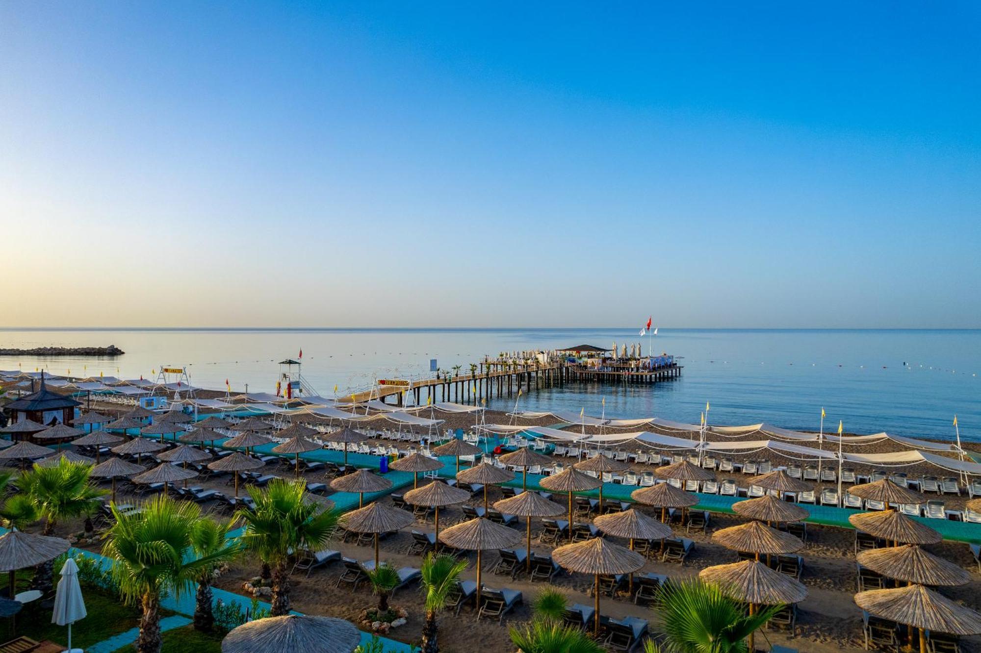 Delphin Be Grand Resort Анталия Екстериор снимка